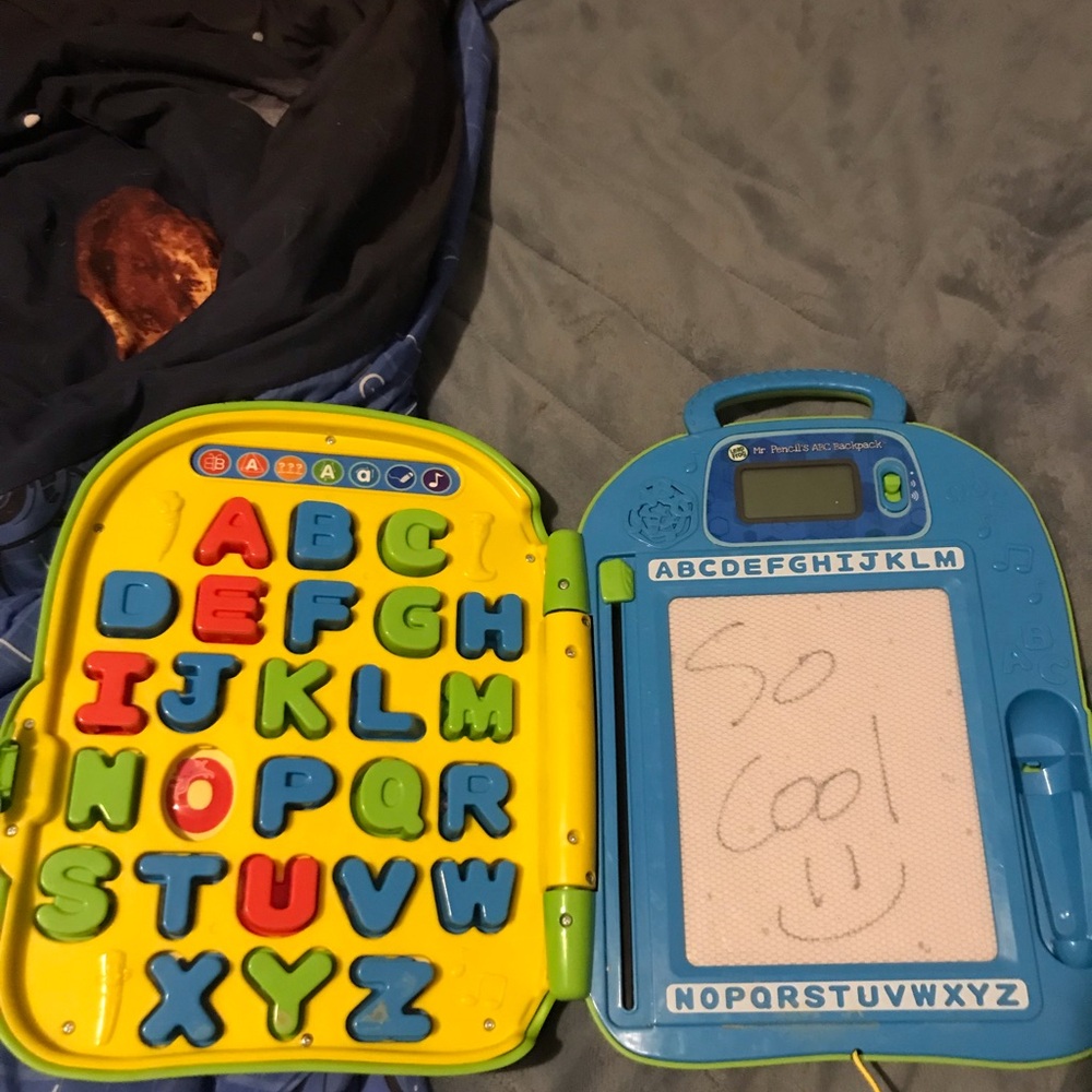 Leap Frog letter leading and writing! Missing the 0 , looked everywhere lol.